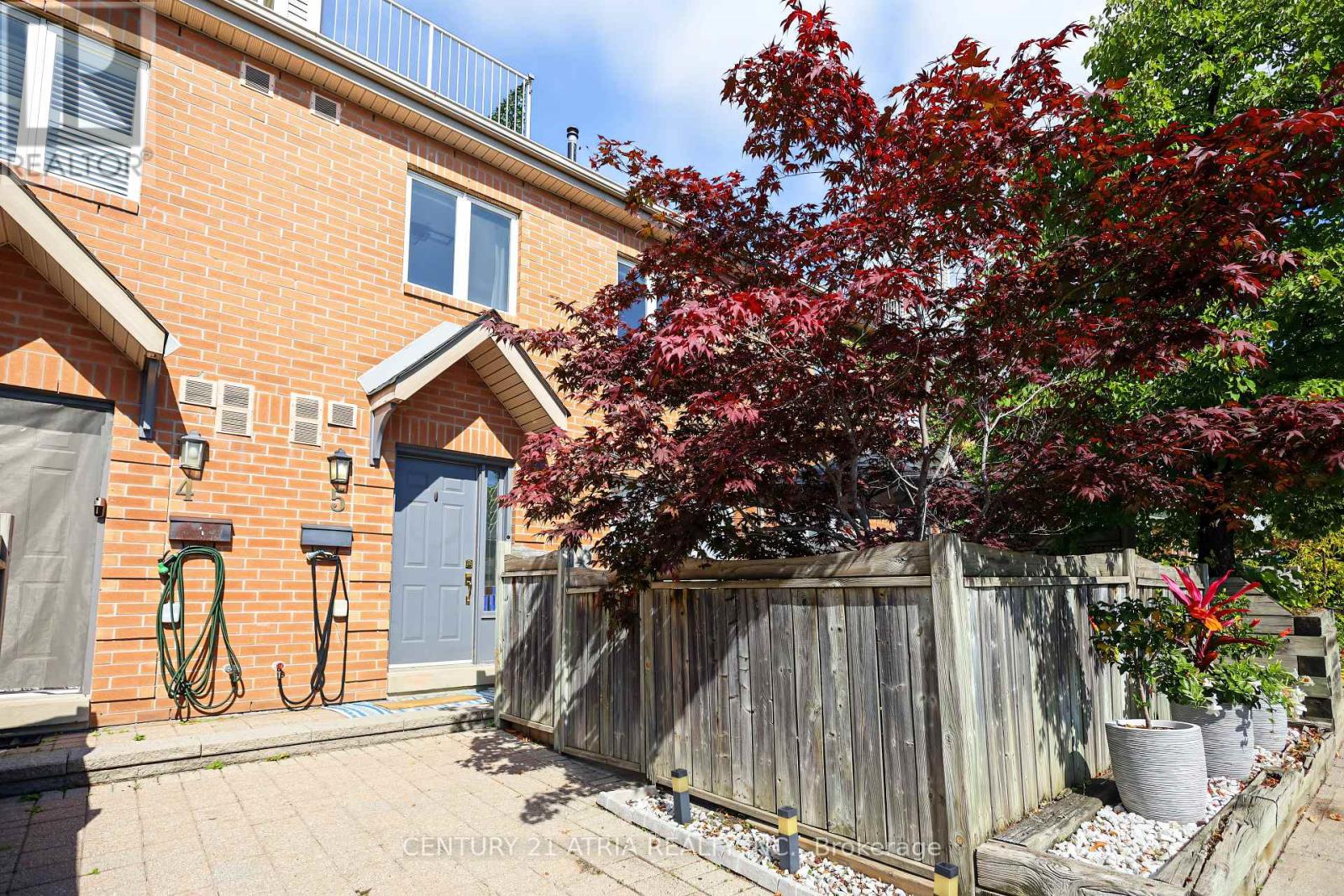 Photo of 5 - 1241 PARKWEST PLACE