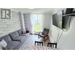 Bedroom 3 - 909 - 4645 Jane Street, Toronto, ON M3N2K9 Photo 6