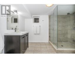32 Pine Avenue N, Mississauga, ON L5H2P8 Photo 21