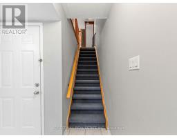 37 Birdstone Crescent, Toronto, ON M6N5H5 Photo 10