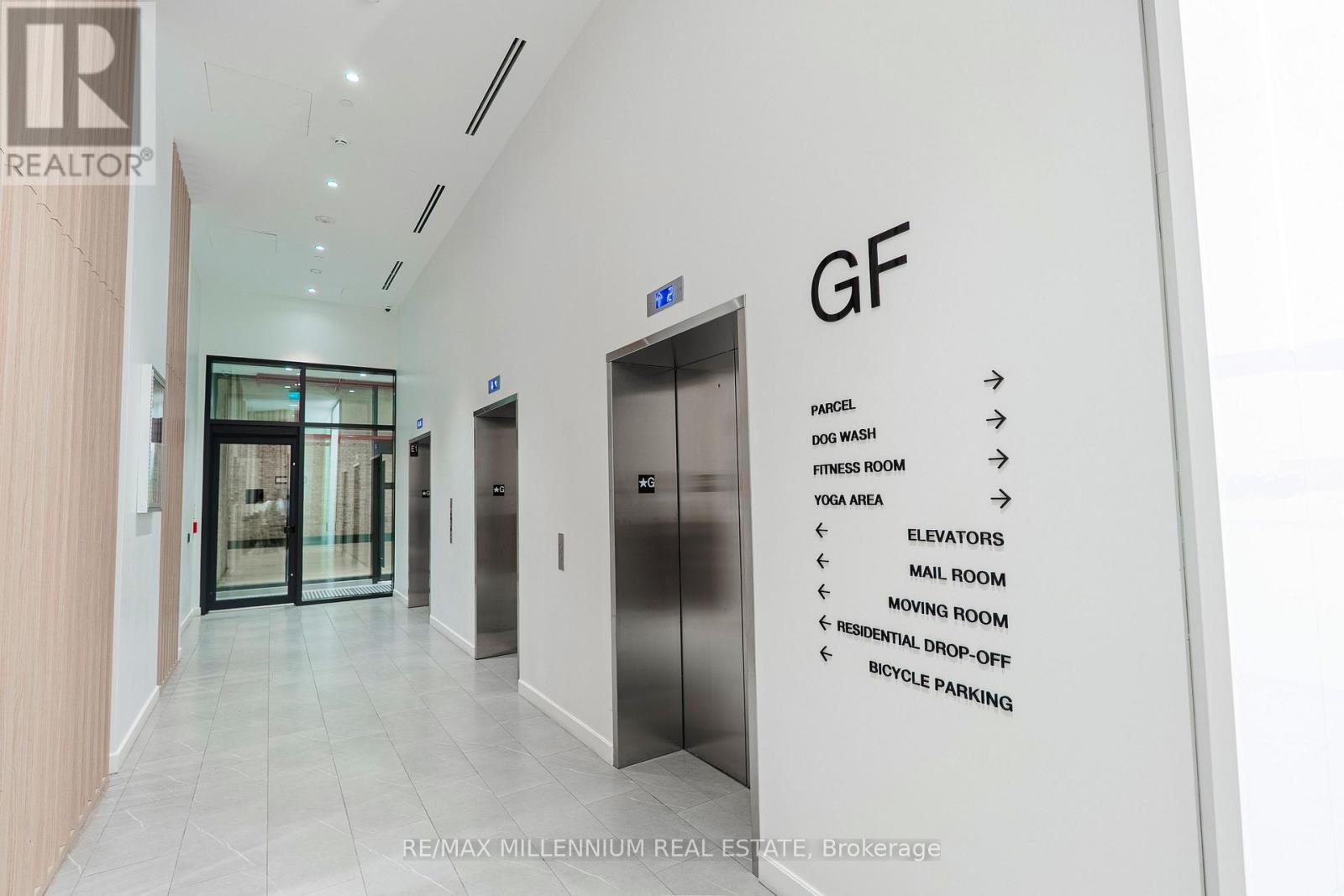 Photo of 330 - 3009 NOVAR ROAD