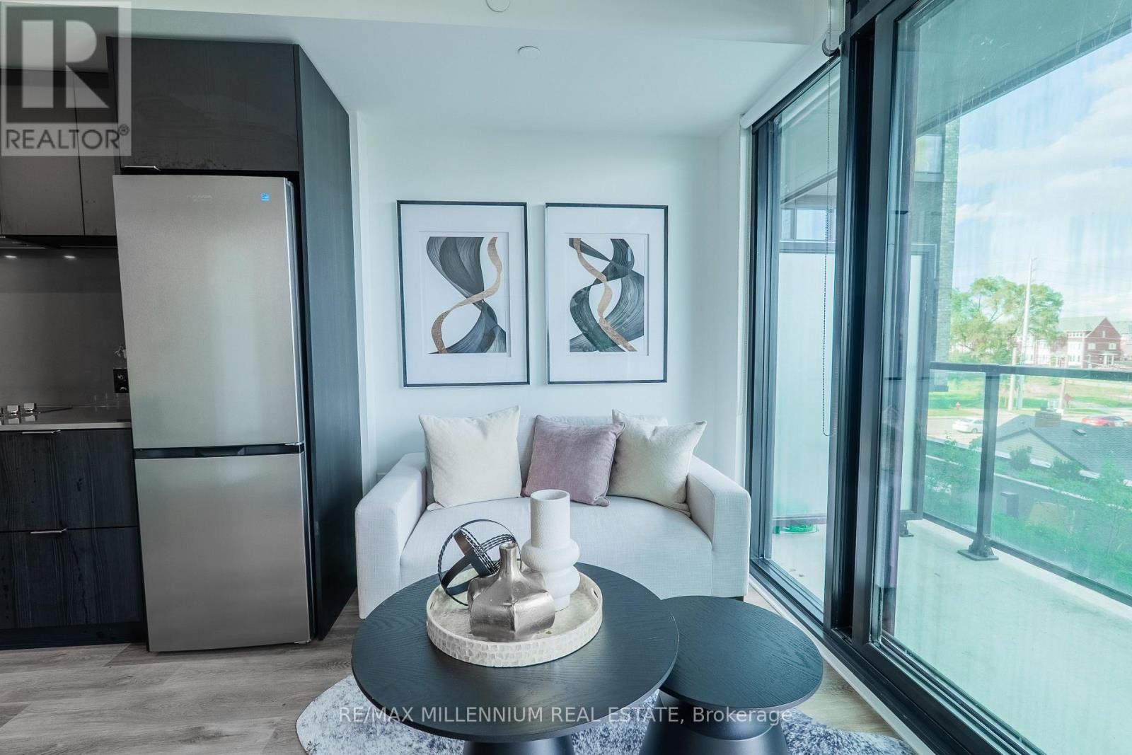 Photo of 330 - 3009 NOVAR ROAD