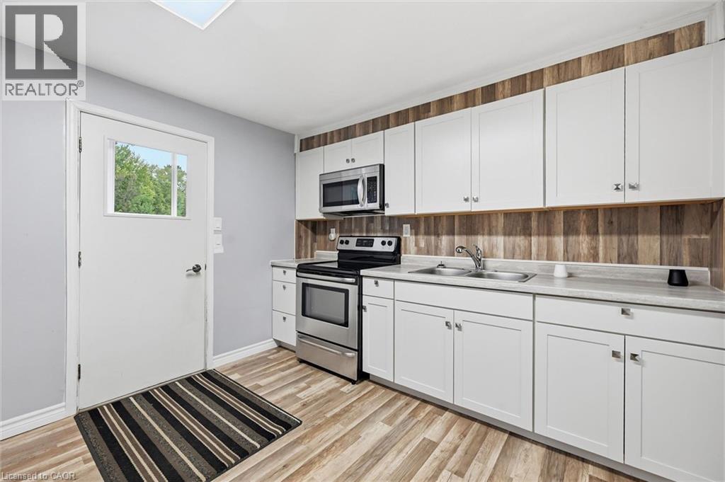 288 OXFORD Avenue - Image 19