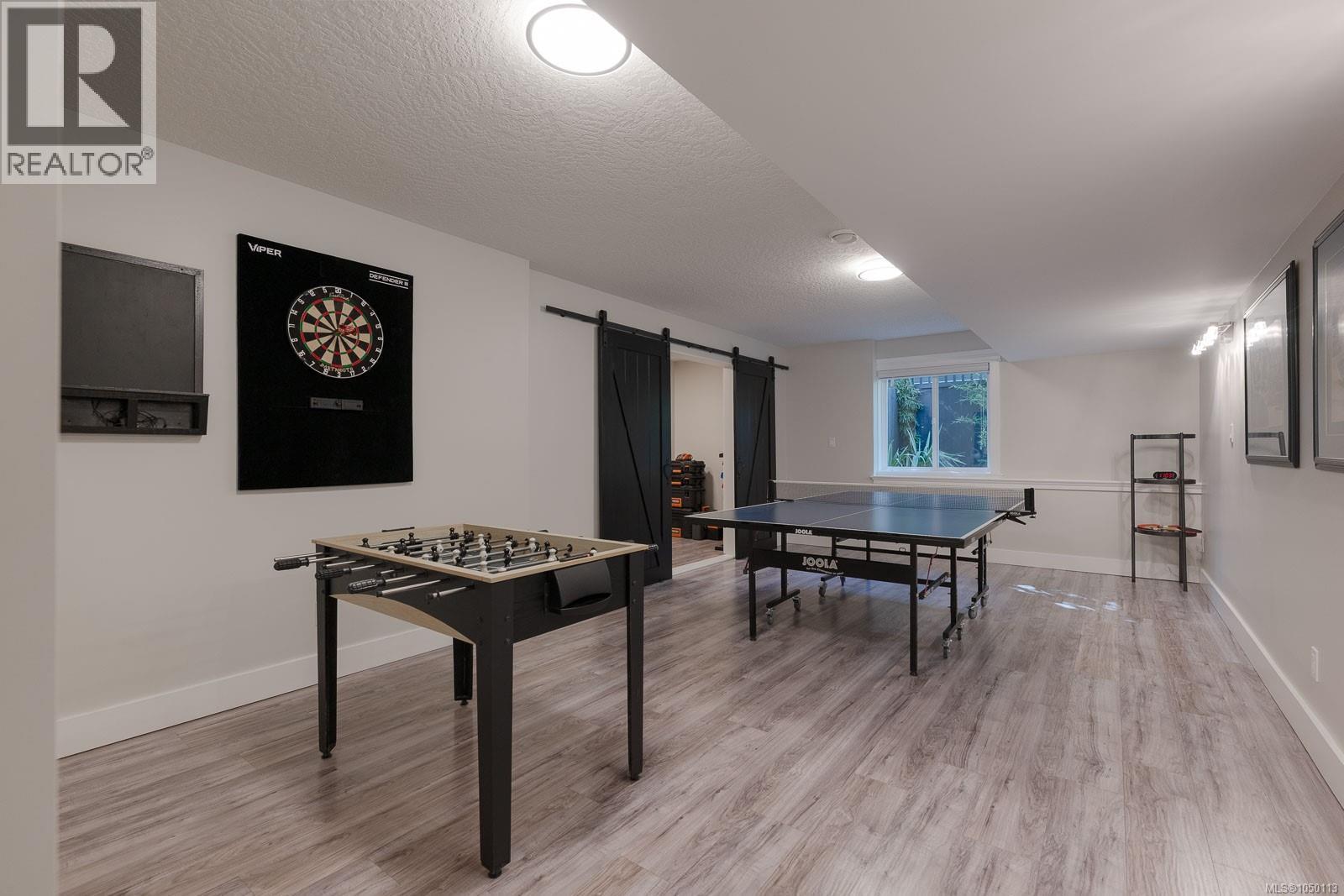 929 Deloume Rd - 33