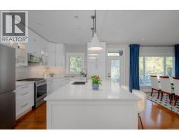 Kitchen - 929 Deloume Rd, Mill Bay, BC V0R2P1 Photo 9