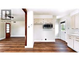 Living room/Dining room - 275 Rue Acadie, Grande Anse, NB E8N1B9 Photo 6