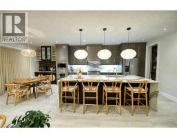 Great room - 923 Eaglecrest Court, Kitchener, ON N2K0B8 Photo 13