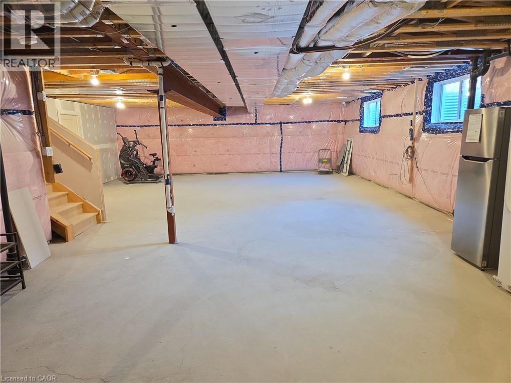 923 Eaglecrest Court — photo 41