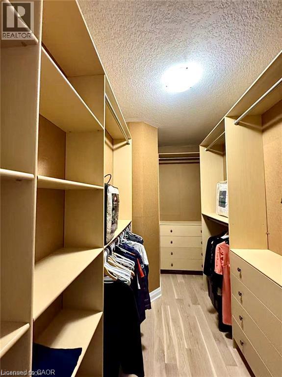 923 Eaglecrest Court — photo 29