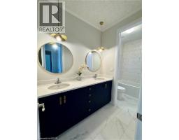 923 Eaglecrest Court, Kitchener, ON N2K0B8 Photo 35