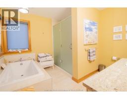 Laundry room - 18116 3rd Avenue, Rondeau, ON N0P1X0 Photo 13
