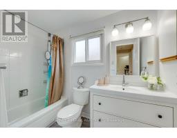 301 Kingsbridge Garden Circle, Mississauga, ON L5R1L2 Photo 37