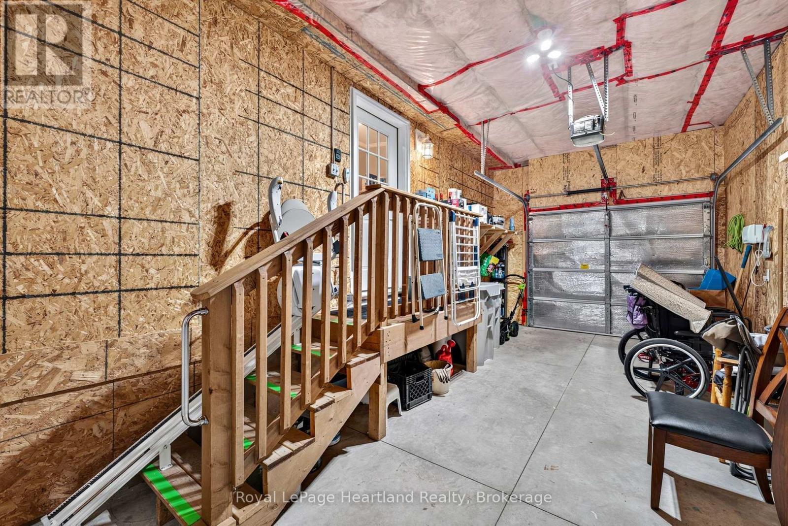 24 KELLESTINE DRIVE - 35