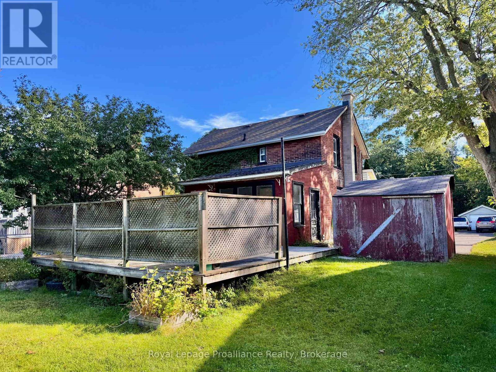 166 BURNHAM STREET - Image 25