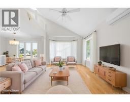 Living Room (virtually staged)