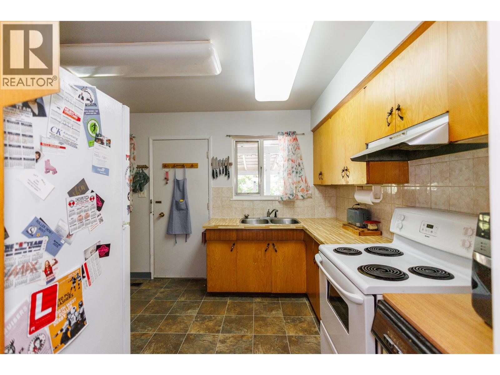4726 SOUCIE Avenue, Terrace, British Columbia, V8G2G1, Terrace, British Columbia — photo 5 of 5