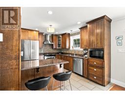 12 Brookfield Road thumbnail 13