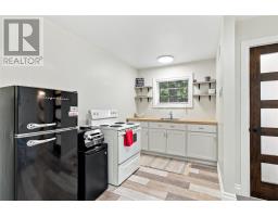 12 Brookfield Road thumbnail 18
