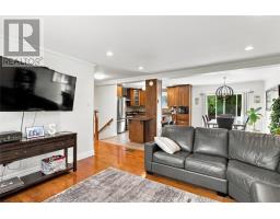 12 Brookfield Road thumbnail 9