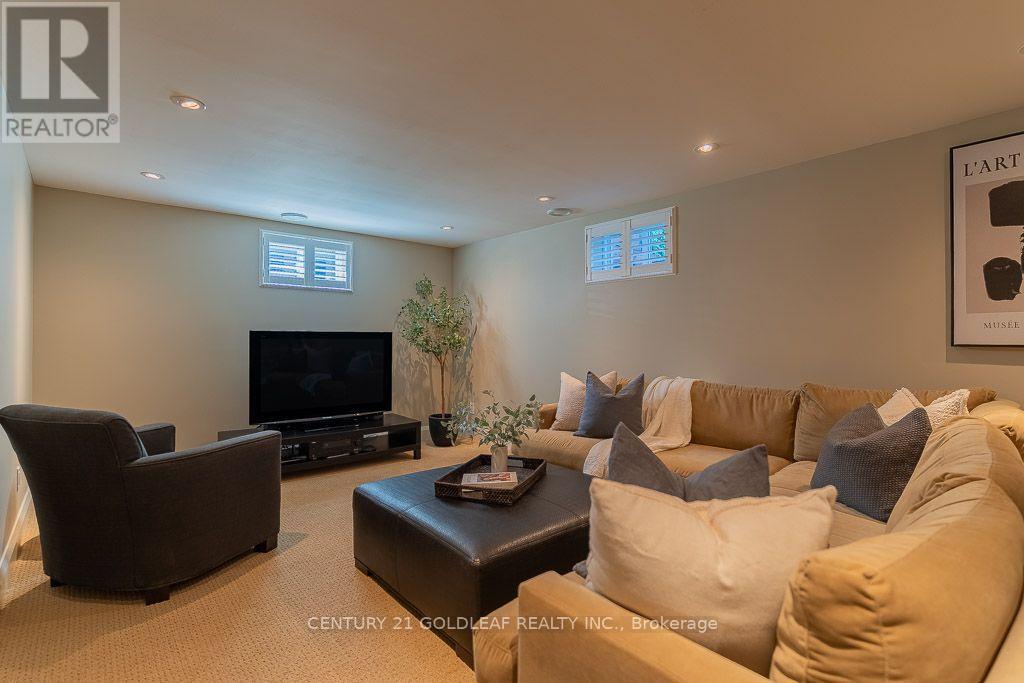 27 ROUNDHAY DRIVE - Image 26