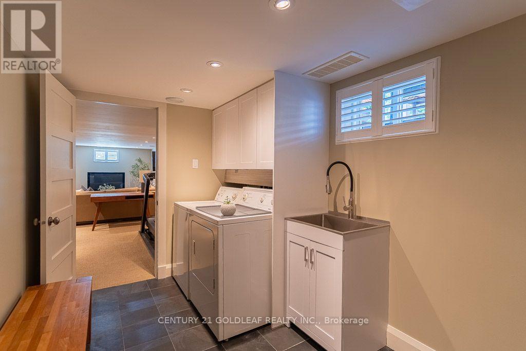 27 ROUNDHAY DRIVE - Image 33