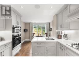 Primary Bedroom - 227 - 1900 Bayview Avenue, Toronto, ON M4G0A6 Photo 6
