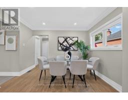 24 Glenshaw Crescent, Toronto, ON M4B2C9 Photo 12