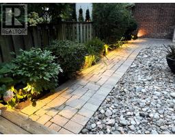 188 Oakcrest Avenue, Toronto, ON M4C1C2 Photo 33