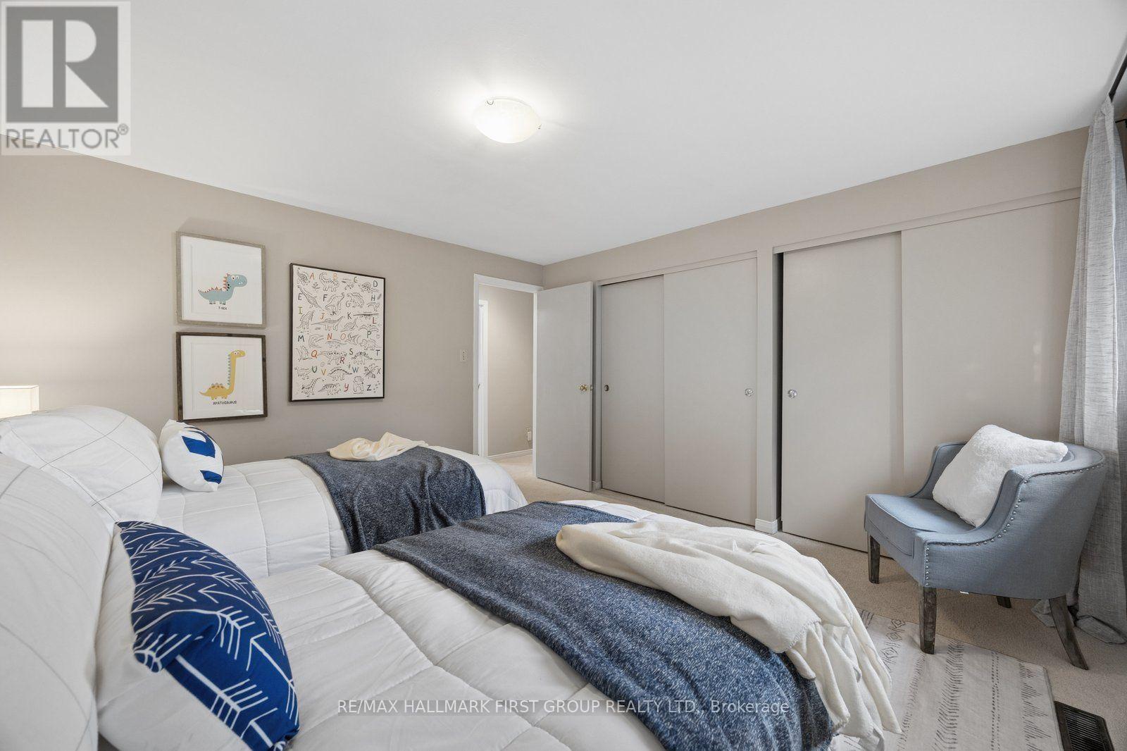 920 ESSA CRESCENT - 29