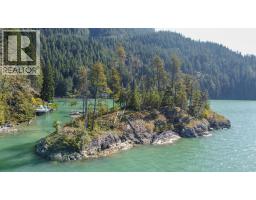 1 Buntzen Bay, North Vancouver, BC V7G1M9 Photo 17