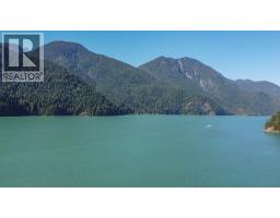1 Buntzen Bay, North Vancouver, BC V7G1M9 Photo 18