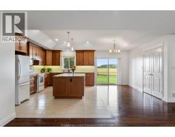 696 Puce Road, Lakeshore, ON N8M2X7 Photo 12