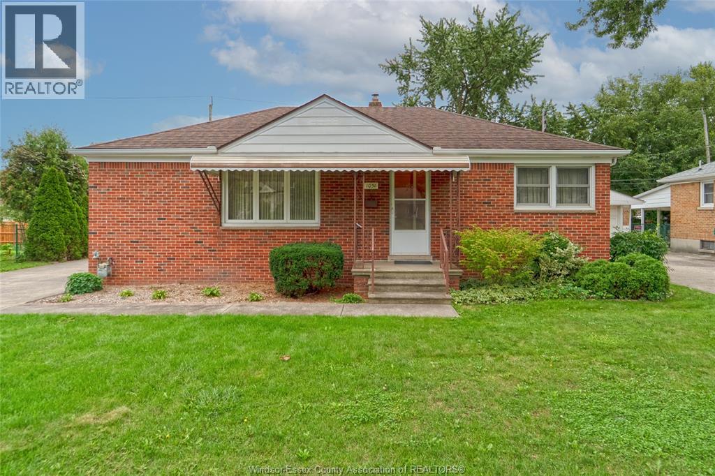 1051 Grand Marais ROAD West - 2