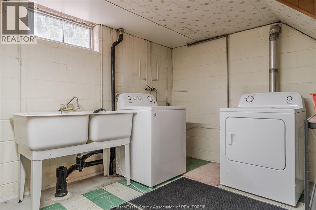 1051 Grand Marais ROAD West - 22