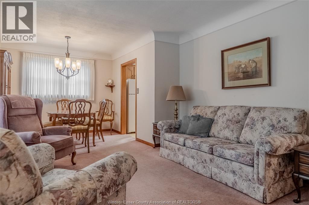 1051 Grand Marais ROAD West - 7