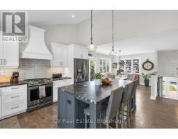 22 Baycrest Drive, Barrie, ON L4M7C7 Photo 12