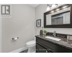 22 Baycrest Drive, Barrie, ON L4M7C7 Photo 25