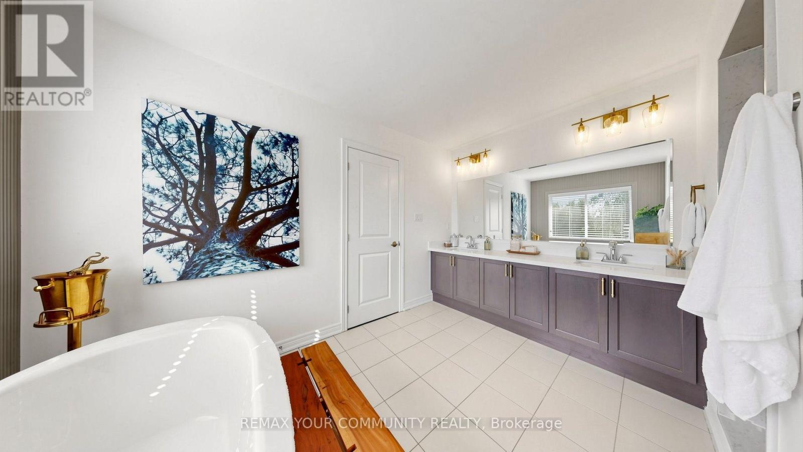 92 LAMPKIN STREET - 33