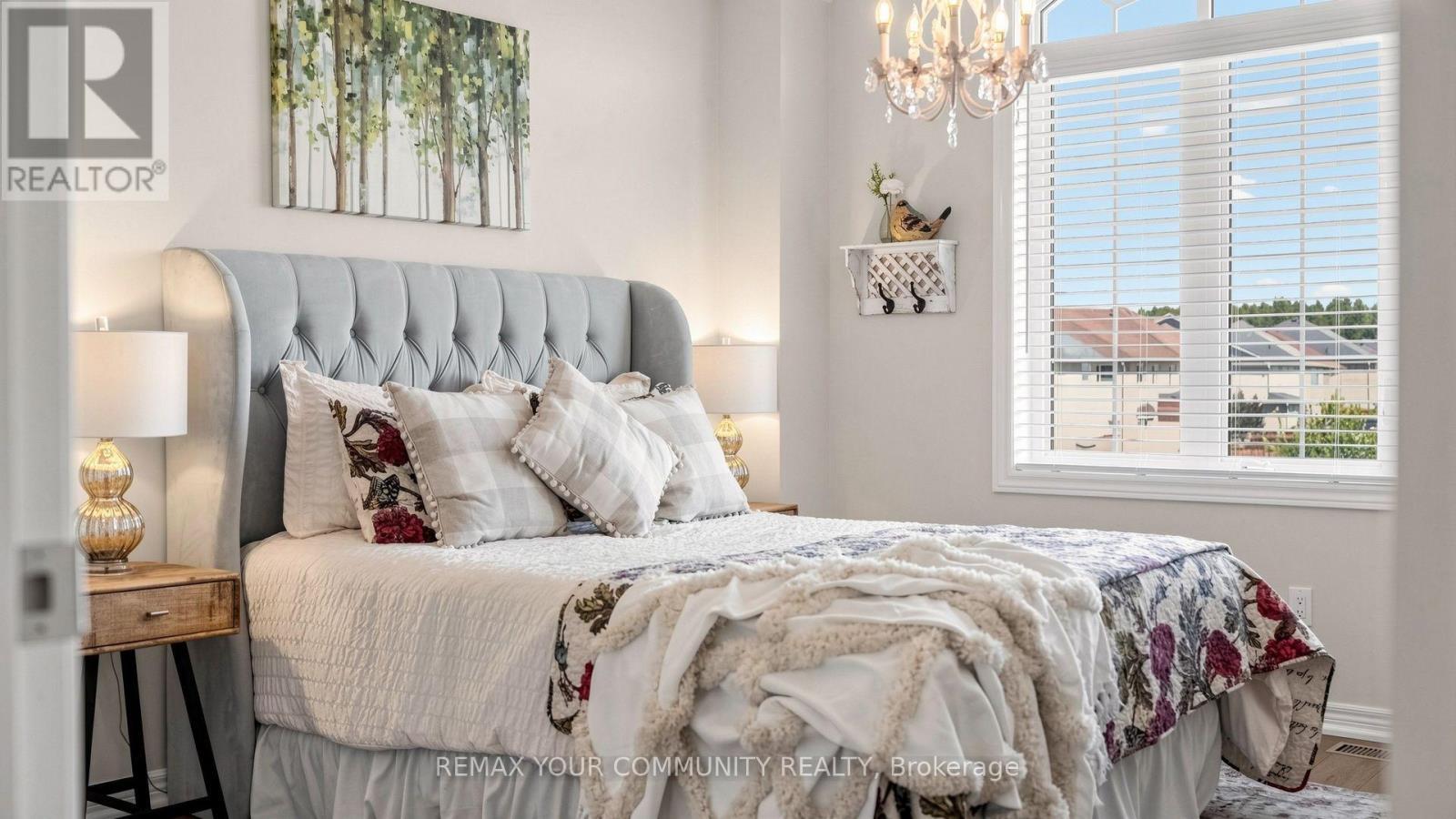 92 LAMPKIN STREET - 35