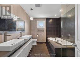 38 Crystal Drive, Richmond Hill, ON L4C7Y4 Photo 16
