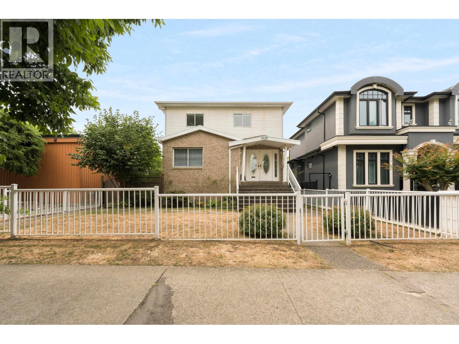 Property for sale at 1038 E 51ST AVENUE