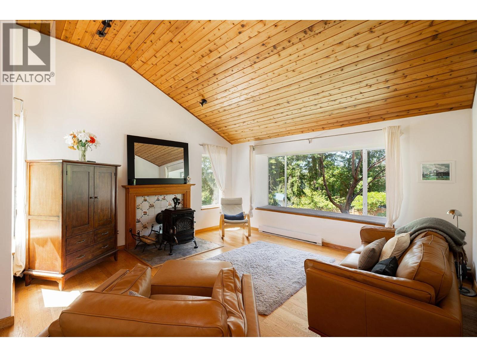 Property for sale at 1529 WHITESAILS DRIVE