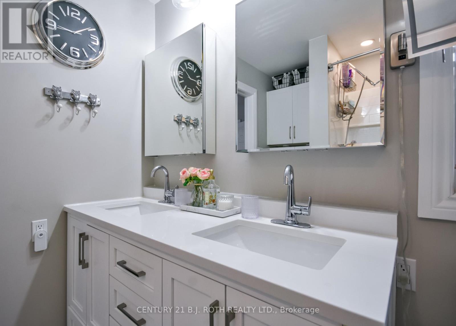 7 ORSI DRIVE - 25