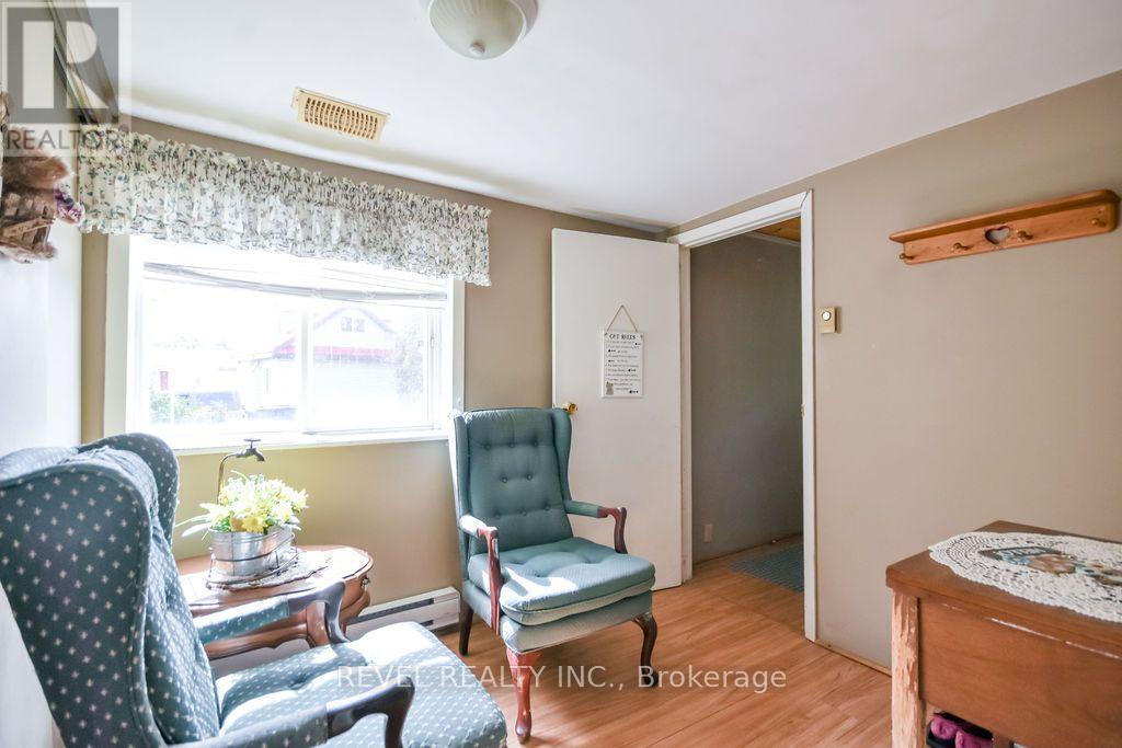 10923 Provincial Hwy 11 Highway, Severn, Ontario, L3V0Y8, Severn, Ontario — photo 4 of 5