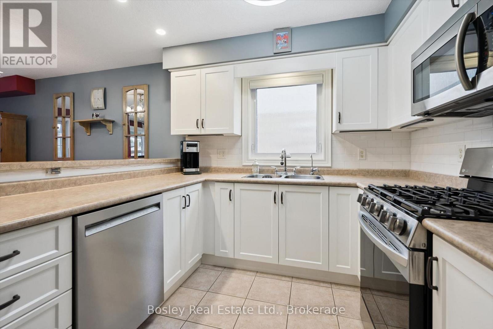 292 MILLBURN BOULEVARD, Centre Wellington (Fergus) — photo 11