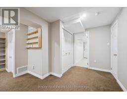 292 Millburn Boulevard, Centre Wellington, ON N1M3S3 Photo 32