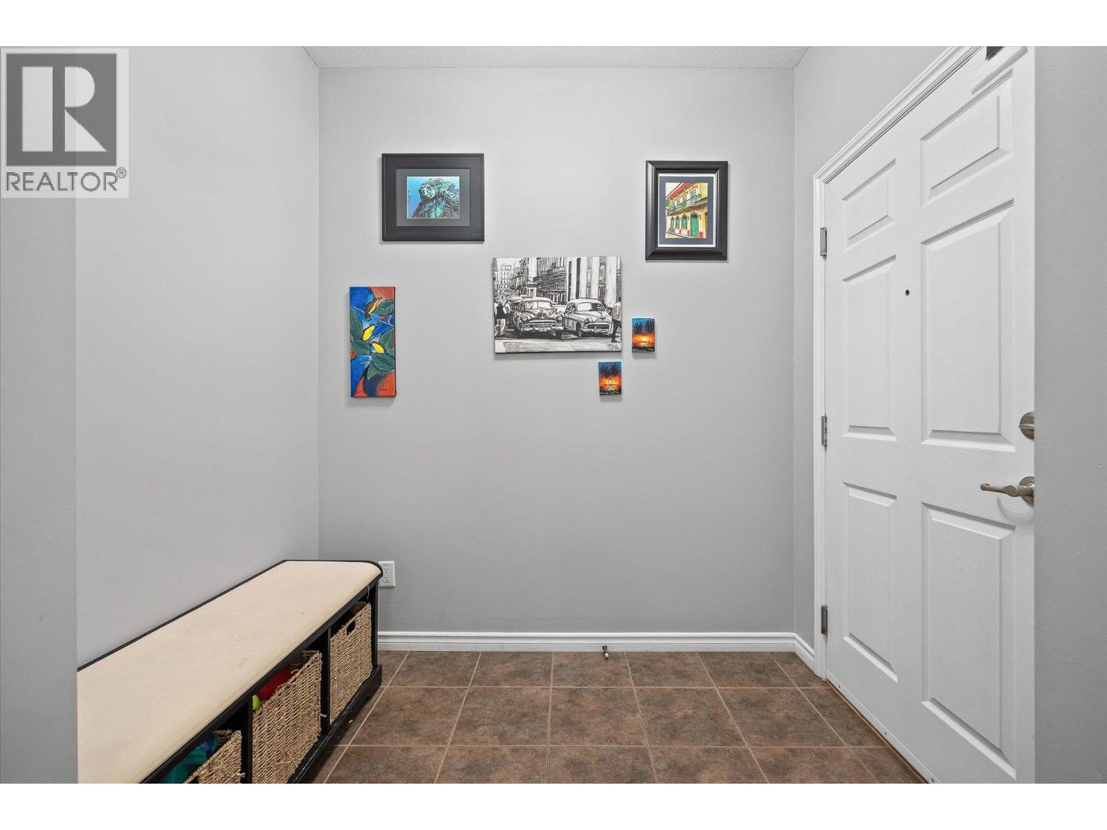 #204 1125 Bernard Avenue - 4