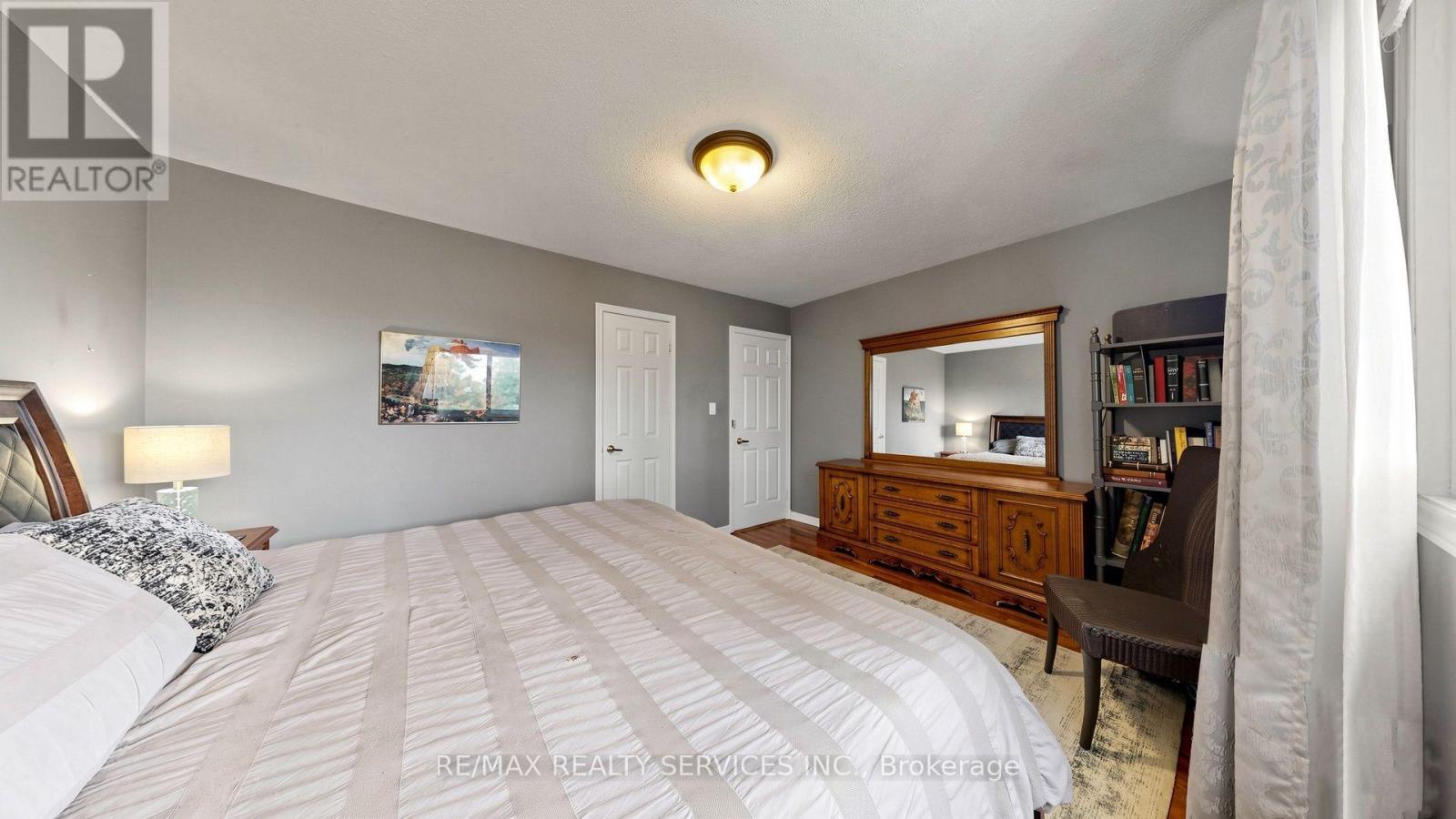 319 DINGLE COURT - 21