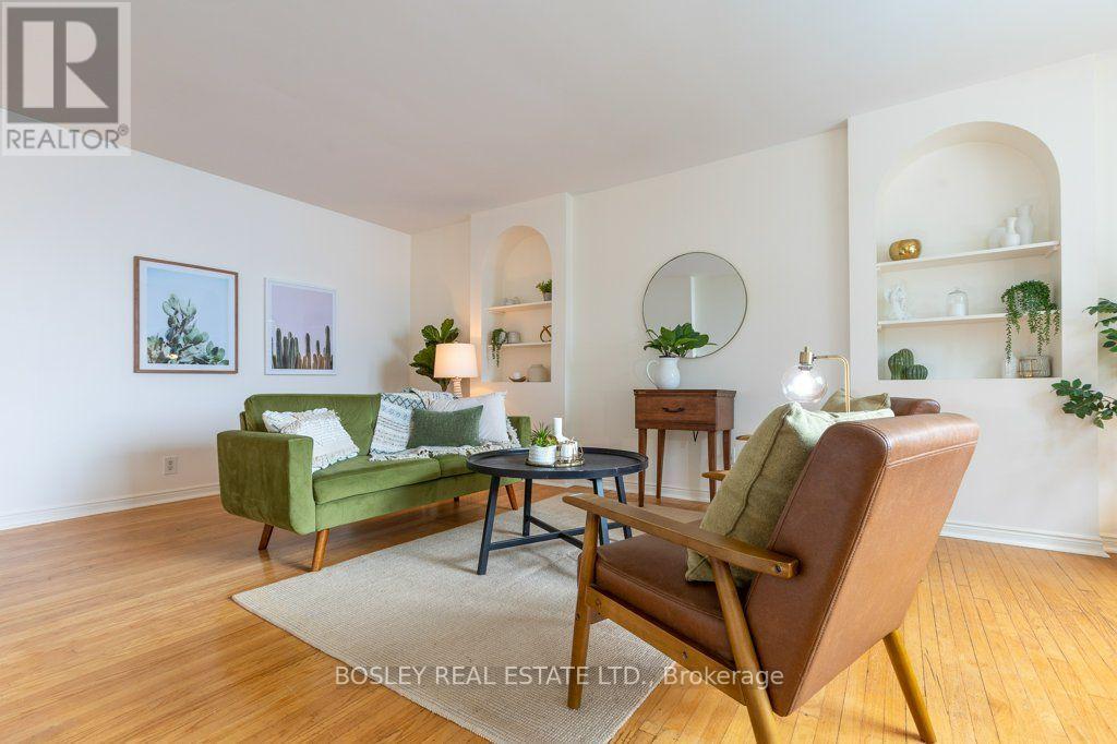 Photo of 1 - 2693 LAKE SHORE BOULEVARD W