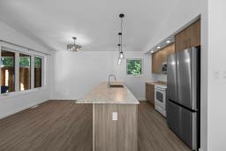 63 Lynnwood Drive, Alexander, MB R0E2A0 Photo 9